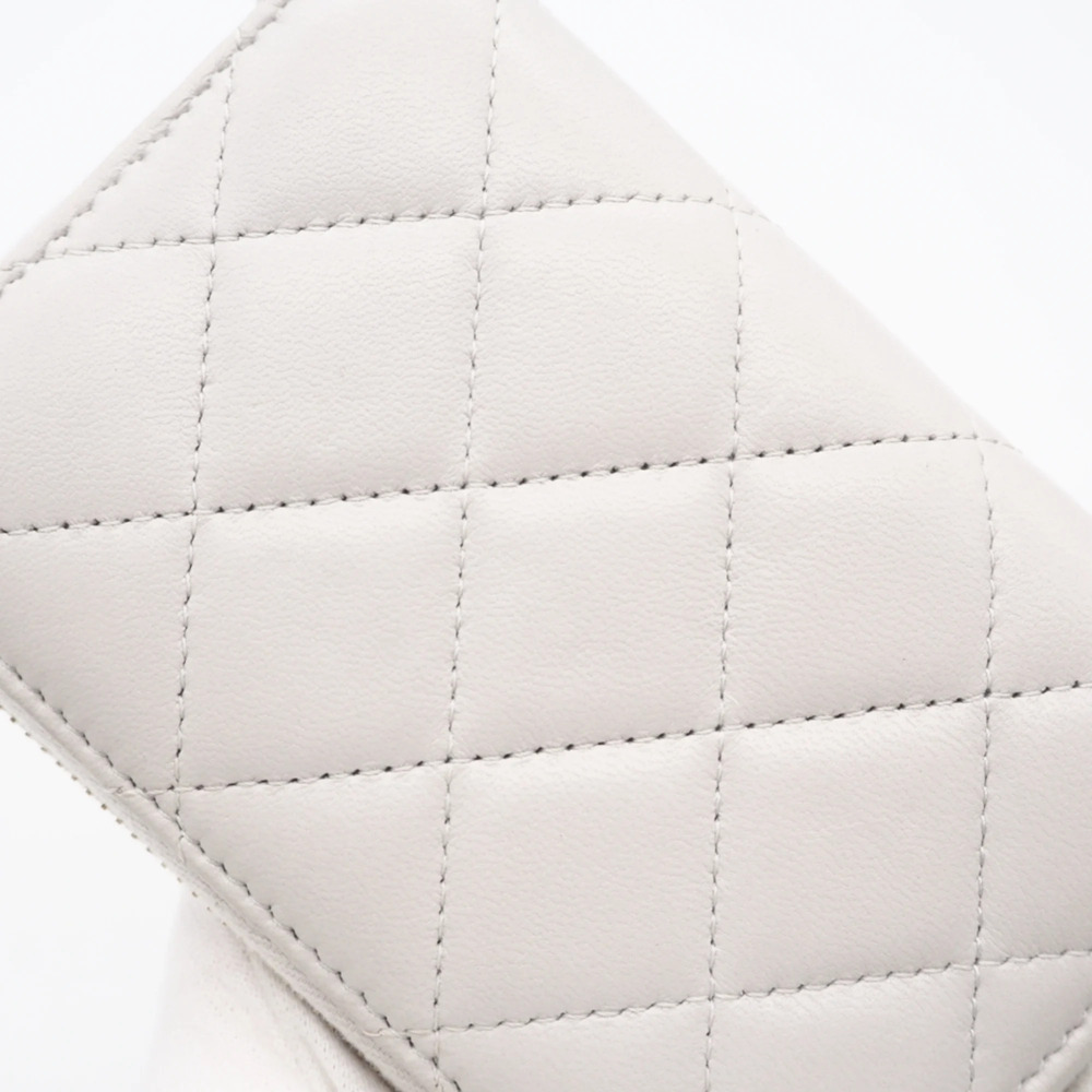 CHANEL Gray Lambskin Leather Wallet - Picture 3 of 13